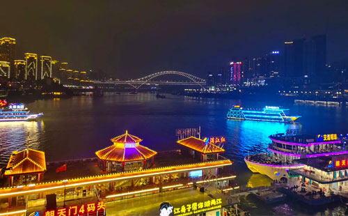 朝天门两江夜游