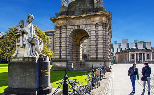 爱尔兰都柏林圣三一学院