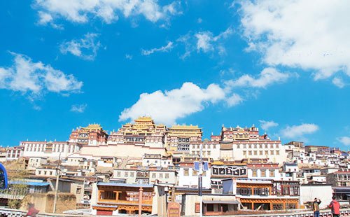 噶丹·松赞林寺1