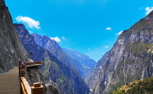 香格里拉大峡谷1