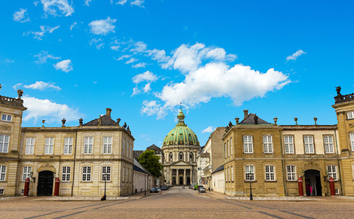 丹麦阿美琳堡宫.jpg