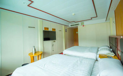 新高湖号两人间 新高湖号两人间