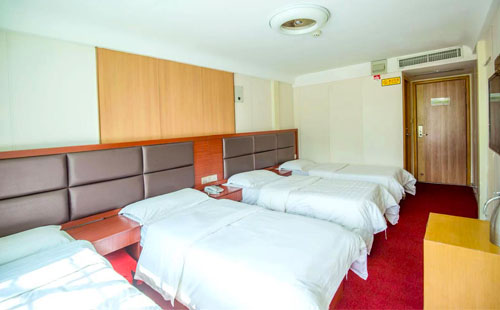 新高湖号4人间 新高湖号4人间