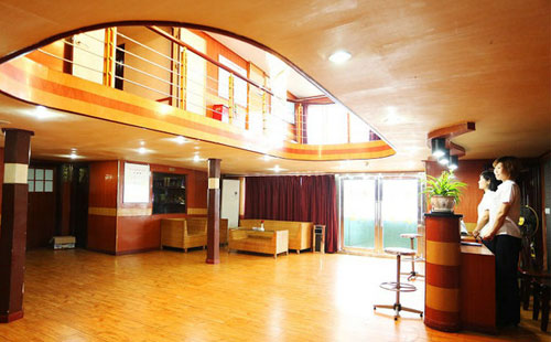 长江孚泰游轮大厅 长江孚泰游轮大厅