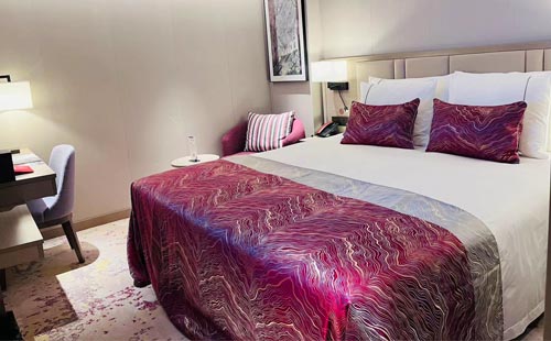 世纪绿洲内舱大床房