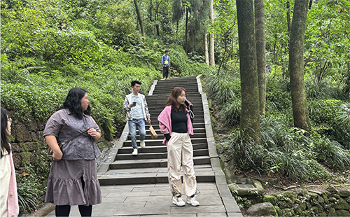 青城山漫步