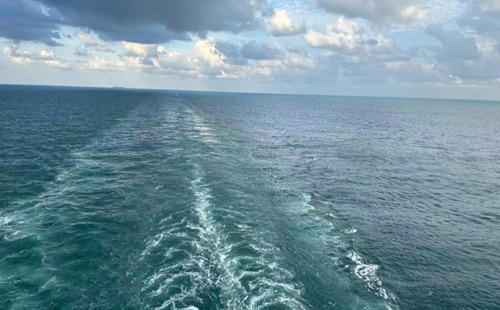 海上巡航